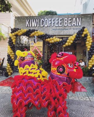 khai trương kiwi coffee shop