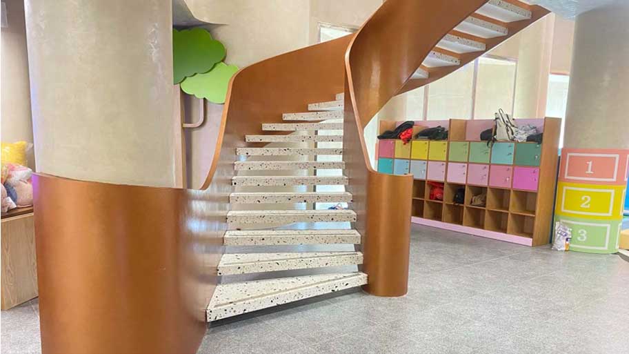 Các mẫu cầu thang sử dụng sơn kim loại đẹp, độc đáo Dự án Karinox Phan Rang với dòng sơn kim loại đặc biệt
