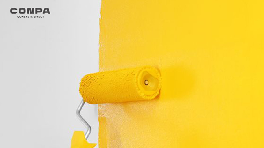 Lăn lớp sơn thứ nhất