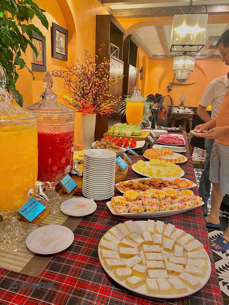 HOTEL DE SAPA - LÀO CAI Tường sơn hiệu ứng trong không gian phòng ăn