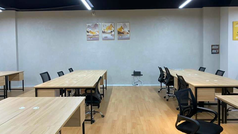 Mẫu công trình ứng dụng sơn giả bê tông cho văn phòng Văn phòng sử dụng sơn giả bê tông đẹp độc đáo