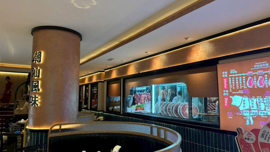 Mẫu công trình ứng dụng sơn hiệu ứng kim loại cho ngành dịch vụ F&B Nhà hàng ứng dụng sơn hiệu ứng kim loại cho trụ cột