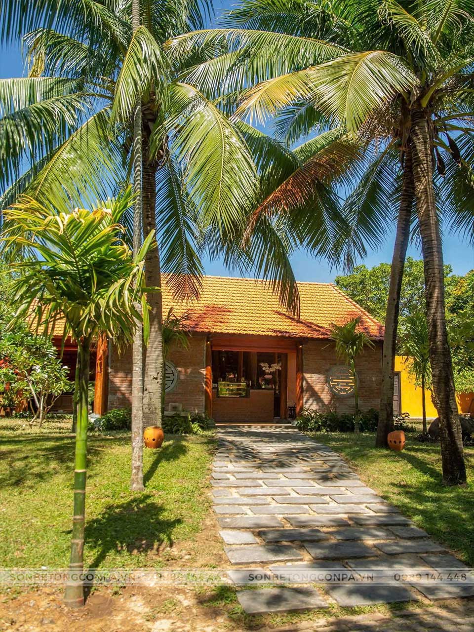 Không gian thiên nhiên của V Senses với sơn rơm đất