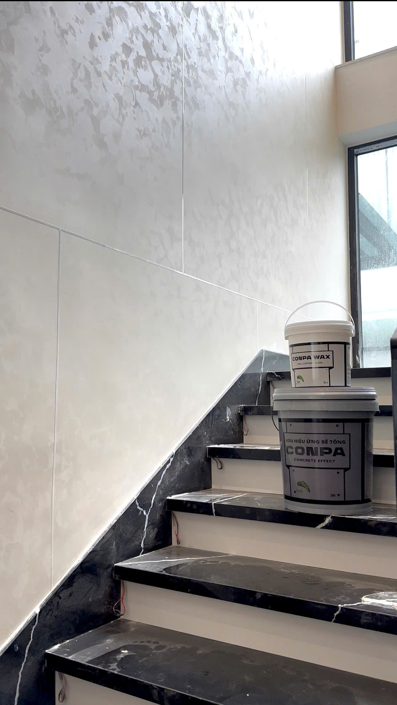 Sơn hiệu ứng kẻ roan: Giải pháp thi công gọn nhẹ, đẹp chuẩn studio ke roan hieu ung ke deu