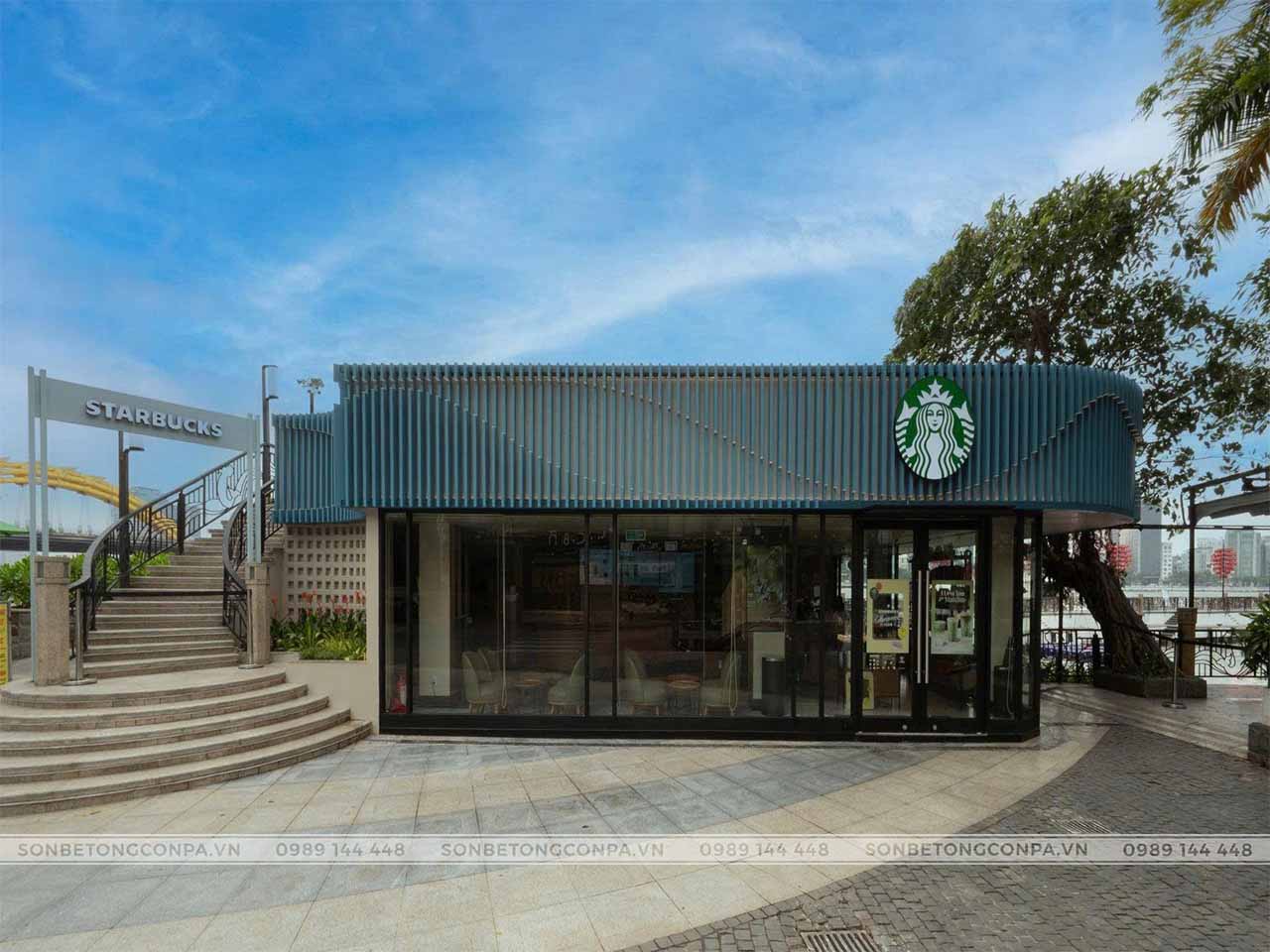 Mặt tiền Starbucks ấn tượng