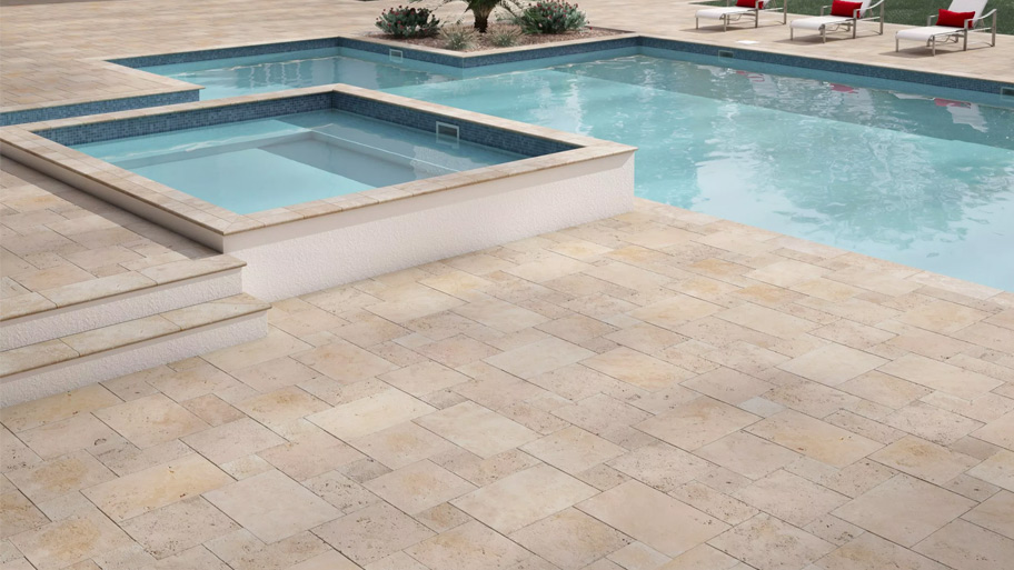 Ứng dụng đá travertine làm sân hồ bơi